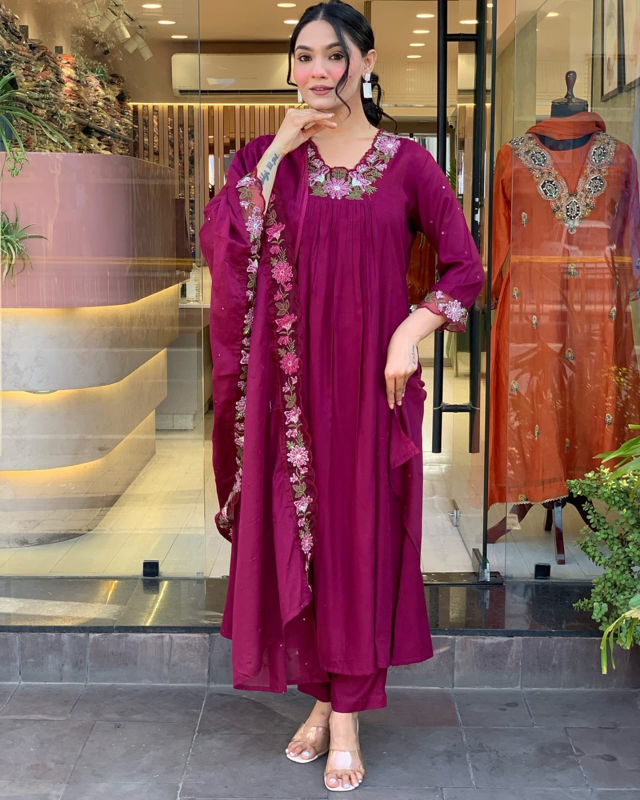 KURTI